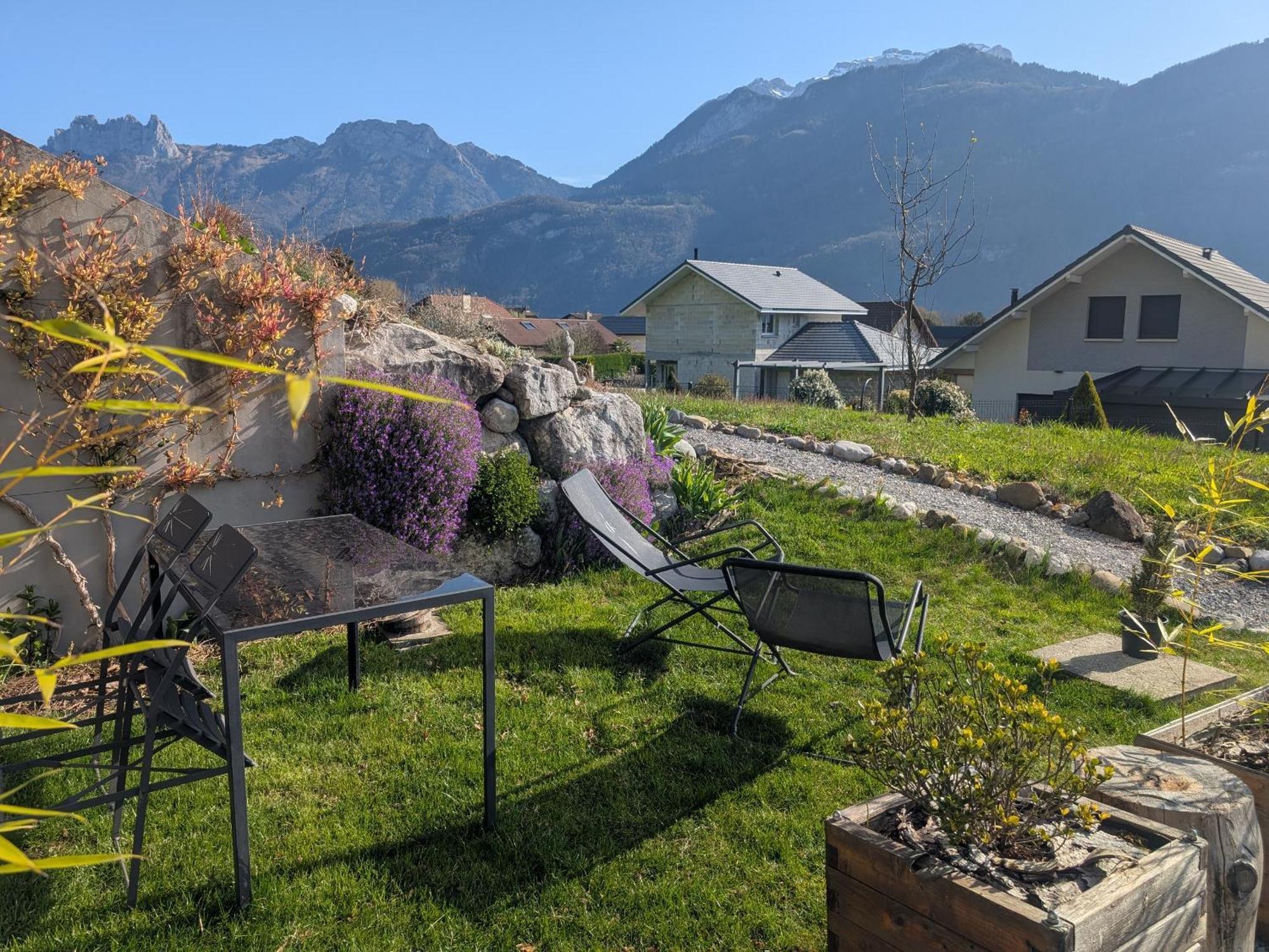 Studio A La Campagne Au Bout Du Lac D'Annecy 杜萨尔 外观 照片